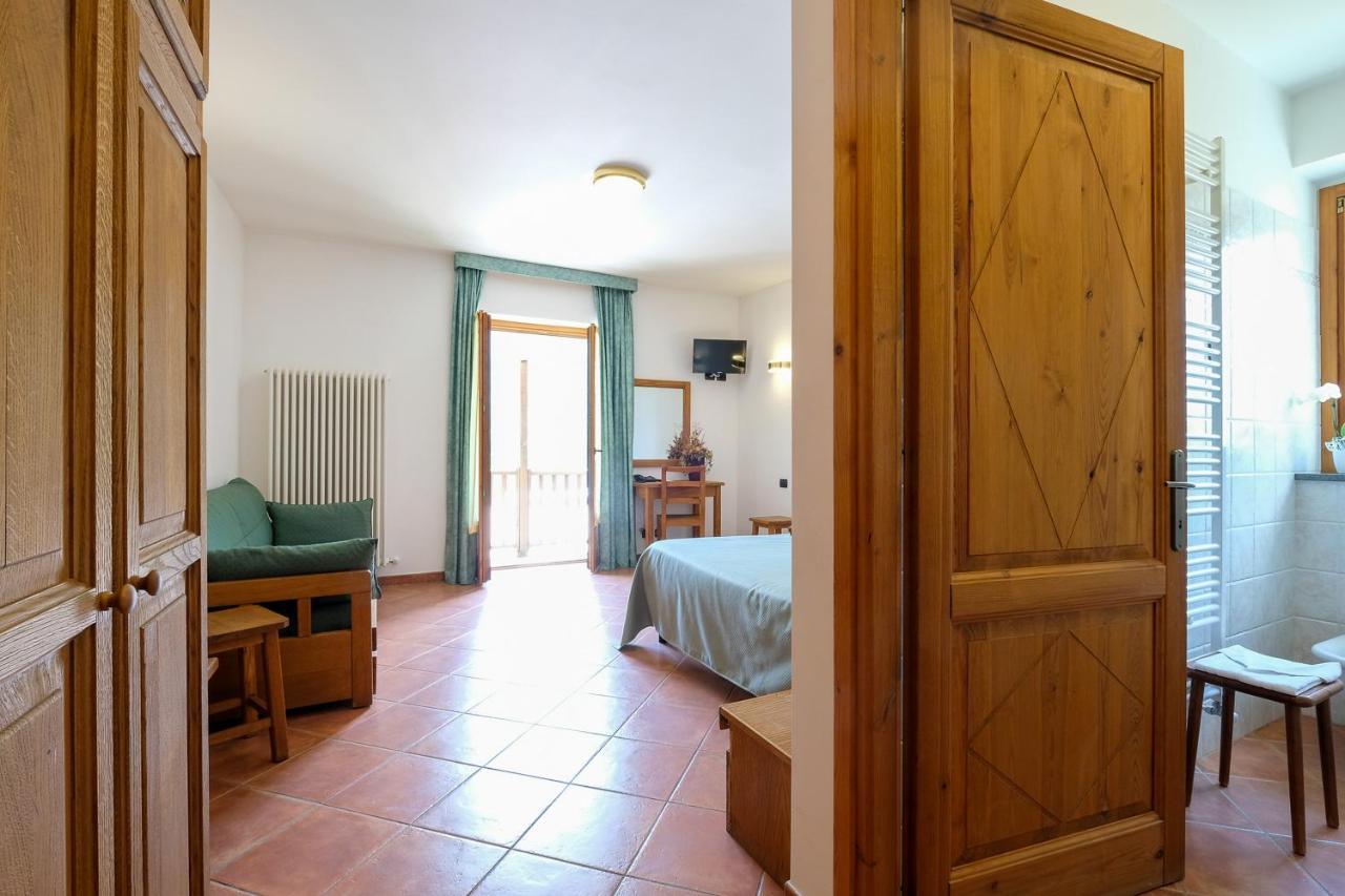 Hotel Casalpina Don Barra ปราเจลาโต ภายนอก รูปภาพ
